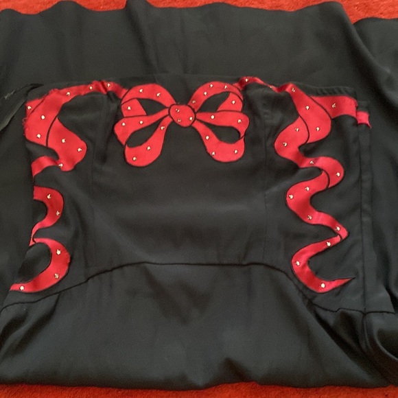 🌴Vintage Betsey Johnson Evening Strapless satin Dress with red appliqué bow - Picture 1 of 10